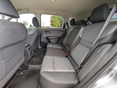 Used 2021 Nissan Rogue SV image 15