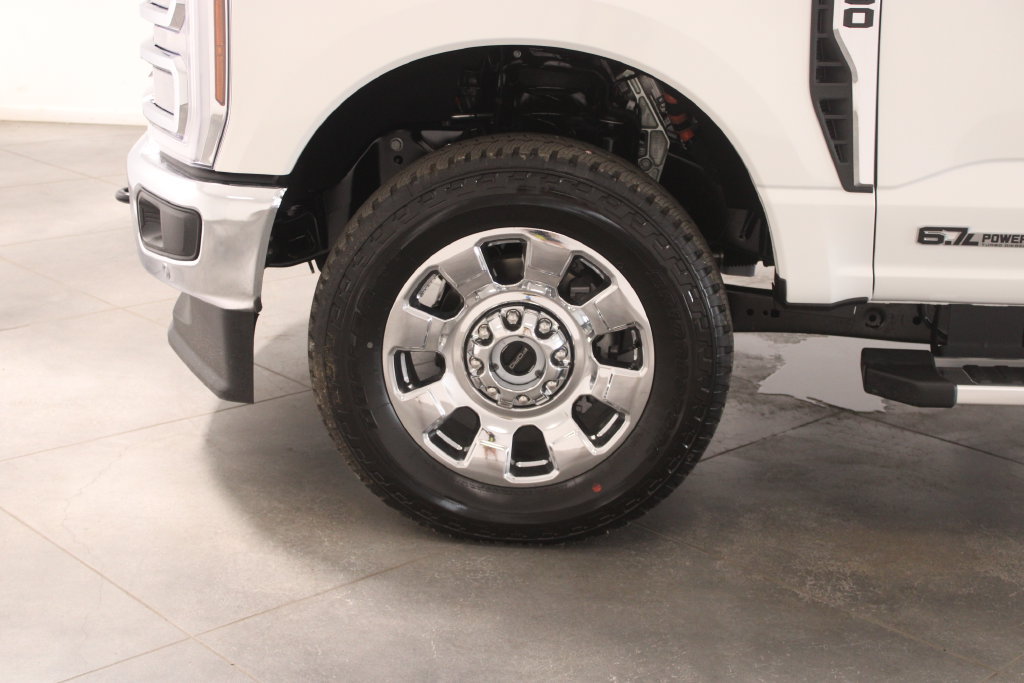 New 2026 Ford F350 Lariat w/ Lariat Premium Package AWD/4WD image 17