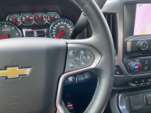 Used 2015 Chevrolet Silverado 1500 LTZ Z71 w/ LTZ Plus Package AWD/4WD image 23
