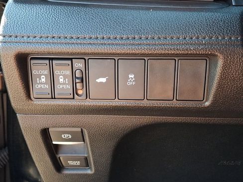 Used 2025 Honda Odyssey Sport-L image 25