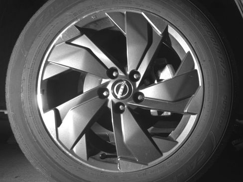 Used 2025 Nissan Rogue SV image 13