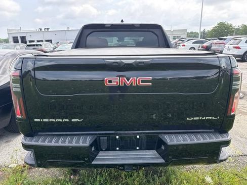 Used 2026 GMC Sierra EV Denali AWD/4WD image 3