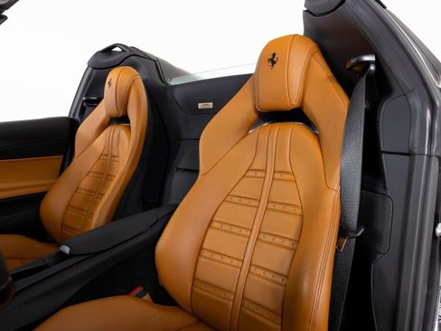 Certified 2023 Ferrari 812 GTS image 38