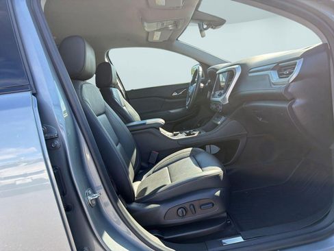Used 2023 GMC Acadia SLT w/ Elevation Edition AWD/4WD image 27