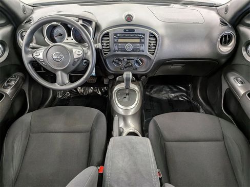 Used 2013 Nissan Juke S image 25