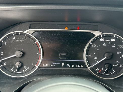 Used 2024 Nissan Rogue S image 21