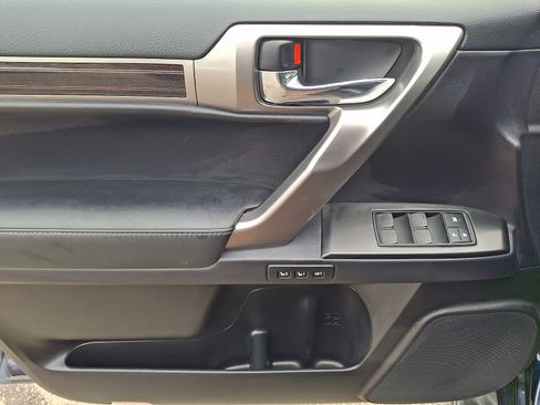 Certified 2023 Lexus GX 460 Premium w/ Premium Package AWD/4WD image 13