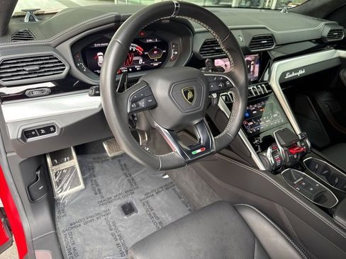 Used 2020 Lamborghini Urus image 11