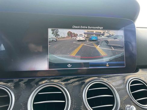 Used 2020 Mercedes-Benz E 350 Sedan image 38