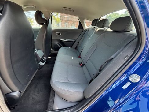 Used 2025 Kia K4 FWD image 26