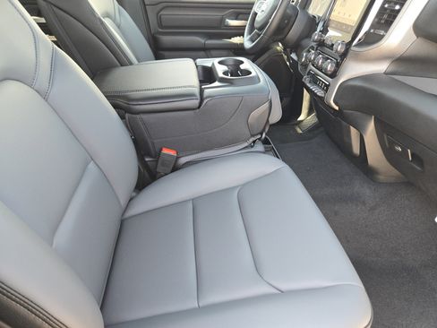 New 2026 RAM 1500 Tradesman AWD/4WD image 12