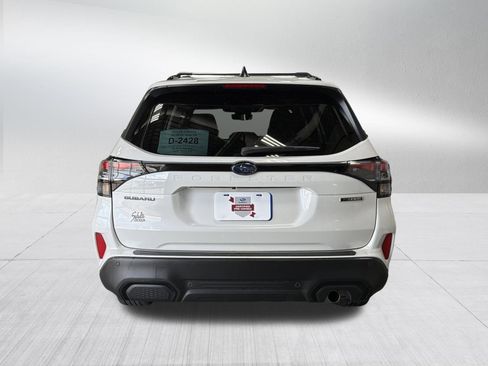 Certified 2025 Subaru Forester Touring w/ Popular Package - Touring AWD/4WD image 6