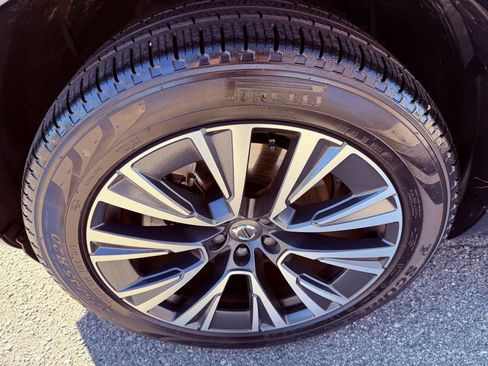 Used 2022 Volvo XC90 T5 Momentum w/ Climate Package image 18