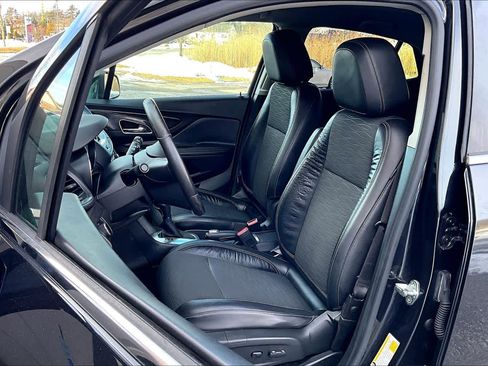Used 2016 Buick Encore AWD image 8