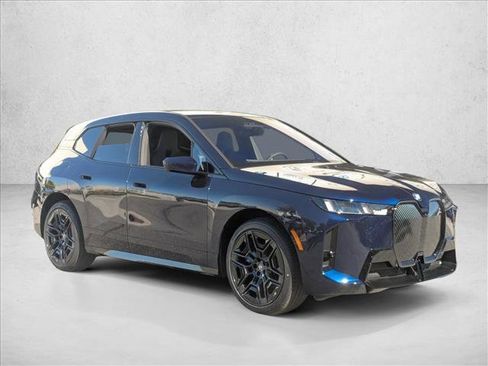 New 2026 BMW iX xDrive45 image 7