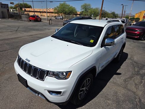 Used 2017 Jeep Grand Cherokee Limited w/ Trailer Tow Group IV AWD/4WD image 26