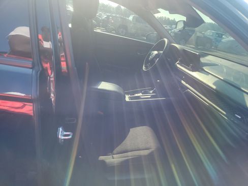 Used 2023 Honda Accord EX image 13