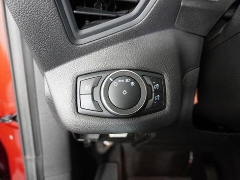 Used 2019 Ford Escape SEL image 25