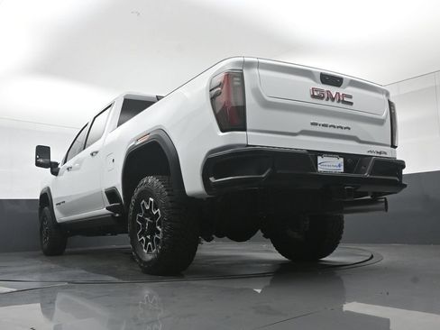 Used 2025 GMC Sierra 2500 AT4X AWD/4WD image 72