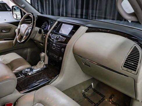 Used 2016 INFINITI QX80 2WD w/ Driver's Assistance Package image 19