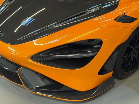 Used 2021 McLaren 765LT RWD image 14