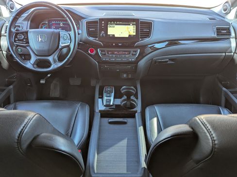 Used 2020 Honda Pilot Touring image 17
