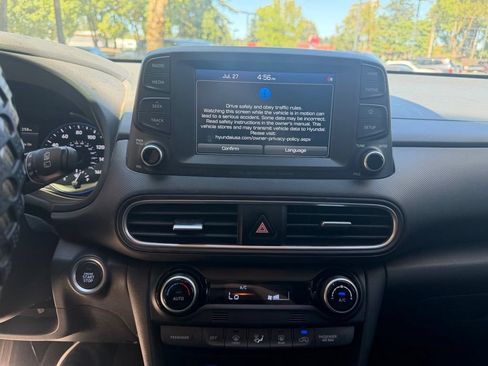 Used 2021 Hyundai Kona Limited w/ Cargo Package AWD/4WD image 17