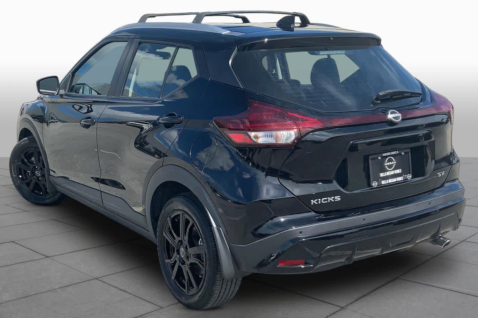 Used 2024 Nissan Kicks SV w/ Exterior Package FWD image 12