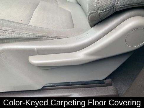 Used 2020 Chevrolet Silverado 1500 LT image 27