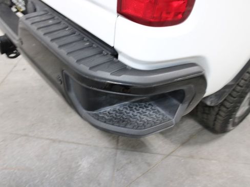 Used 2024 Chevrolet Silverado 2500 Custom w/ Custom Value Package image 16