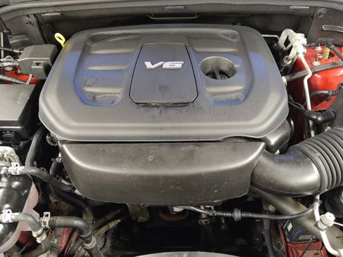 Used 2019 Jeep Grand Cherokee Trailhawk AWD/4WD image 30