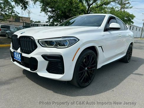 Used 2022 BMW X6 xDrive40i w/ Executive Package AWD/4WD image 1