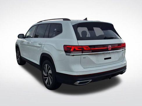 Used 2025 Volkswagen Atlas SE FWD image 5