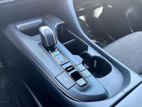 Used 2023 Toyota Crown XLE image 32