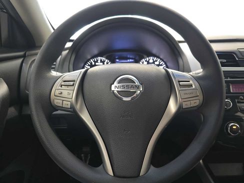 Used 2015 Nissan Altima 2.5 S FWD image 12
