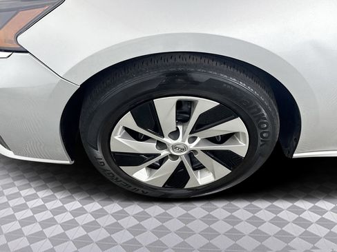 Used 2023 Nissan Altima 2.5 S image 38