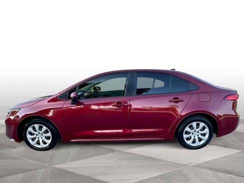 Used 2022 Toyota Corolla LE FWD image 5