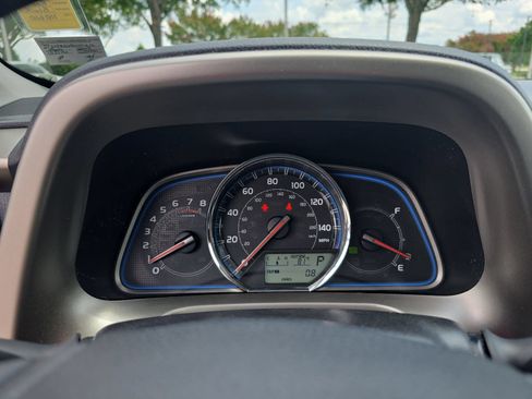 Used 2014 Toyota RAV4 Limited FWD image 18