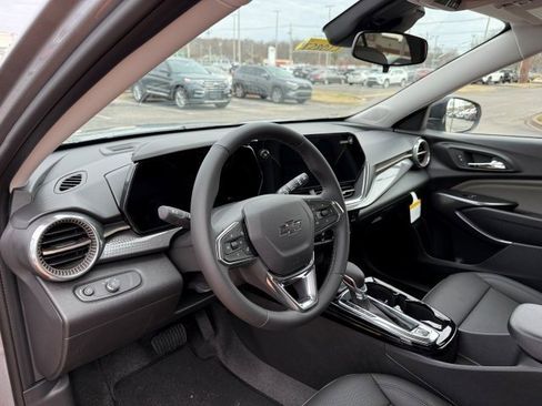 New 2026 Chevrolet Trax ACTIV w/ Driver Confidence Package image 9