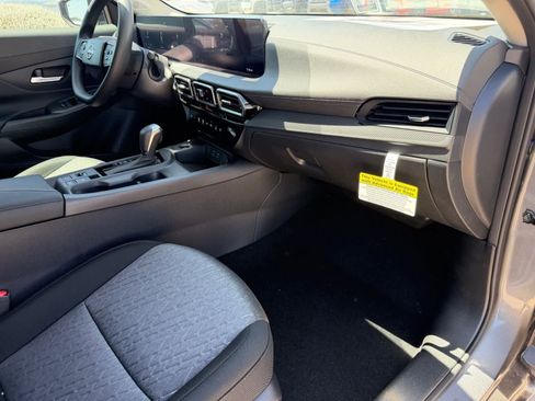 New 2026 Nissan Sentra SV FWD image 12