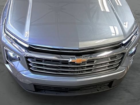 Used 2026 Chevrolet Traverse LT w/ Driver Confidence Package AWD/4WD image 17