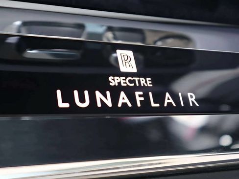 Certified 2024 Rolls-Royce Spectre w/ Spectre Launch Package AWD/4WD image 15