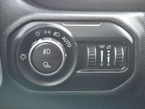 Used 2021 Jeep Gladiator Overland AWD/4WD image 20