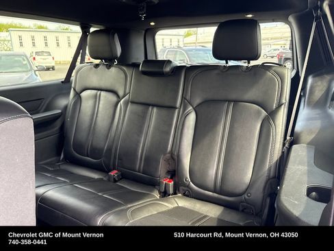 Used 2024 Jeep Wagoneer L Series II w/ Flexible Seating Group AWD/4WD image 33