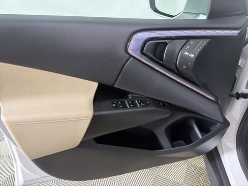 Used 2025 BMW X3 xDrive30i w/ M Sport Package image 9