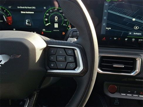 Used 2024 Ford Mustang GT Premium image 22