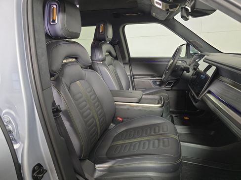 Used 2024 Rivian R1T Adventure AWD/4WD image 23