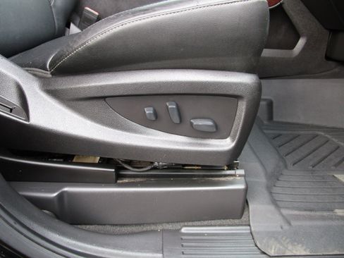 Used 2018 GMC Sierra 1500 SLT w/ Texas SLT Premium Package image 33