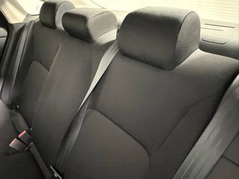 Used 2022 Honda Civic LX image 37