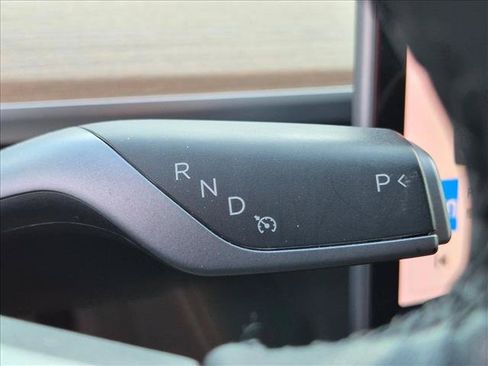 Used 2022 Tesla Model 3 RWD image 10